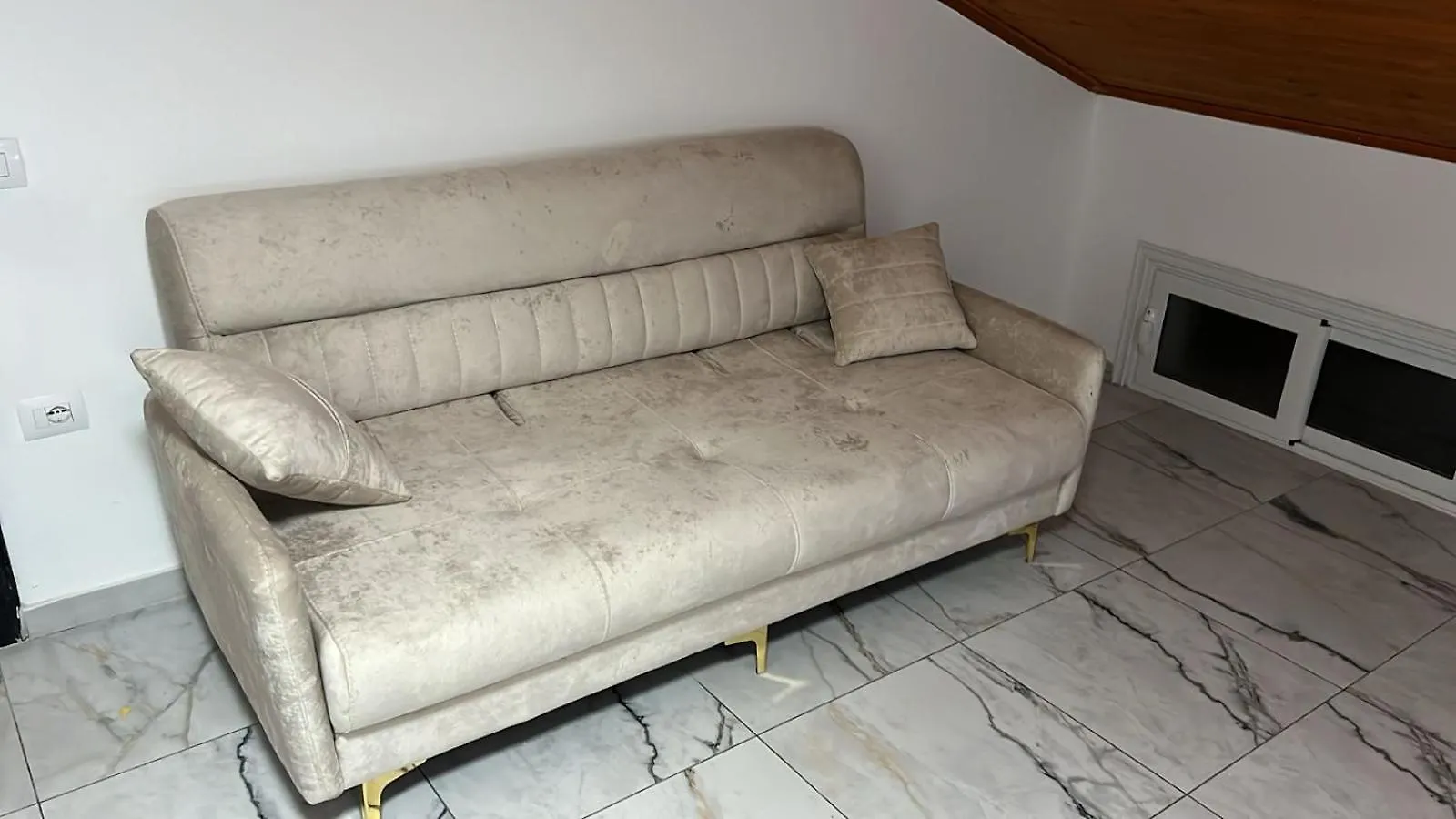 Kanaj Rooms And Apartments Vlorë